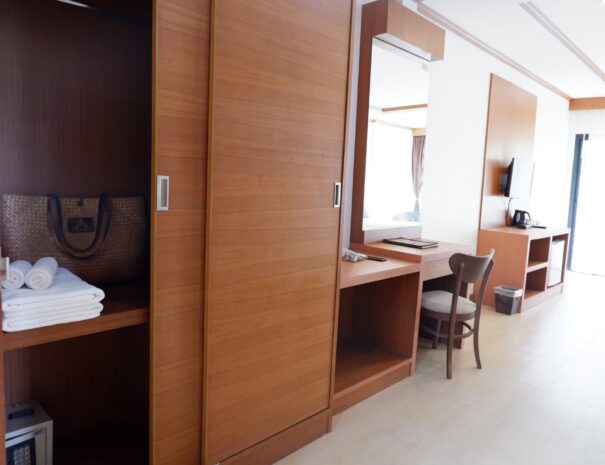 Phi Phi Villa Resort Deluxe room_260225_2